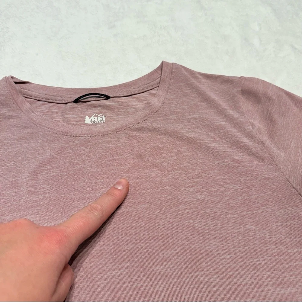 REI Sahara Shade T-Shirt Kids' Large 14-16 Mauve T-Shirt - Picture 3 of 5